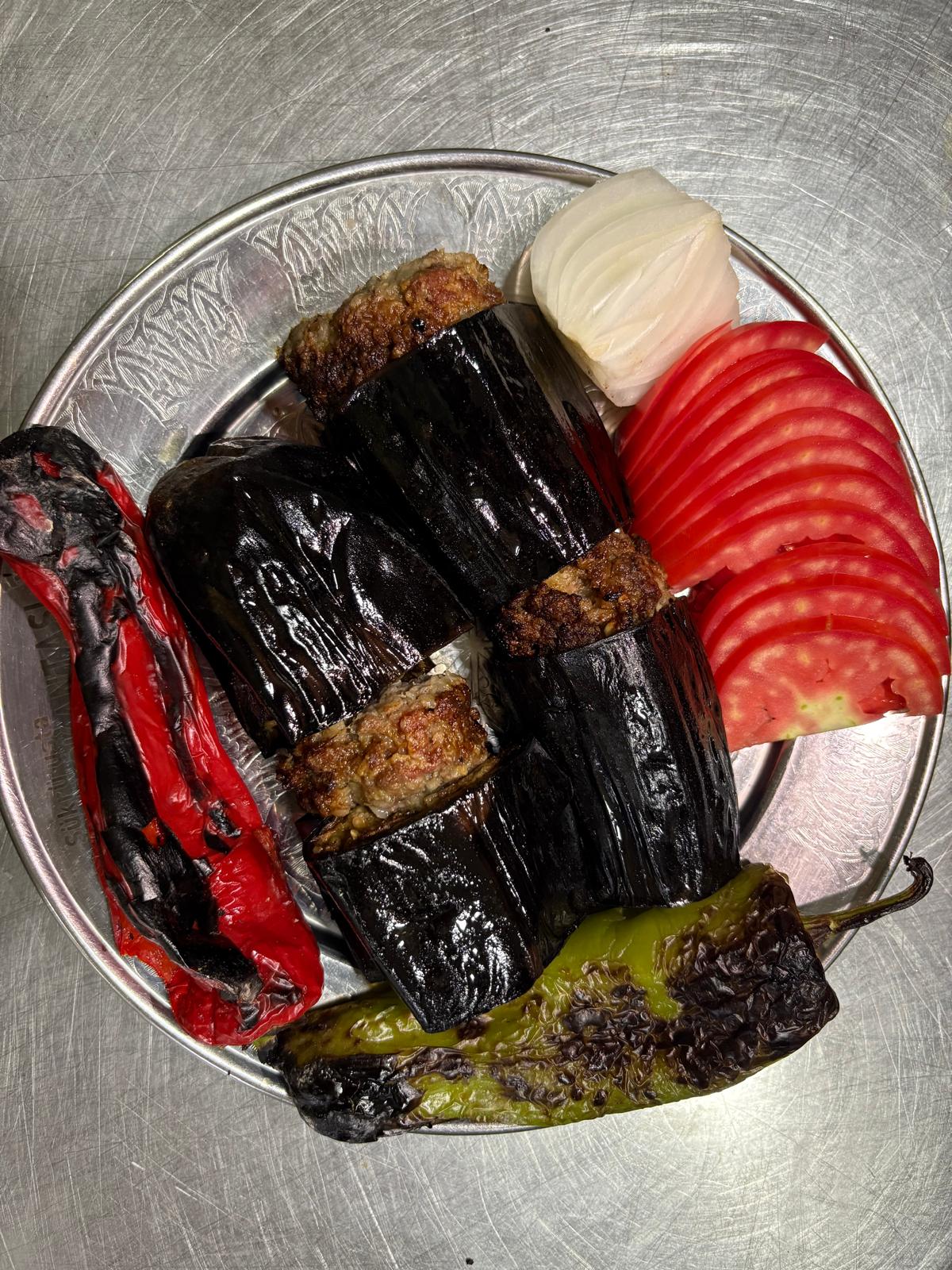 YARIM PATLICANLI KEBAP